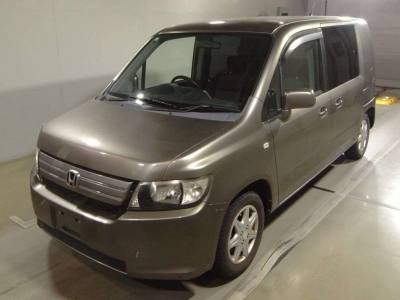 HONDA MOBILIO SPIKE
