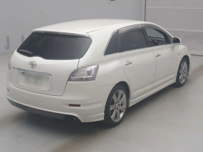 TOYOTA MARK X ZIO