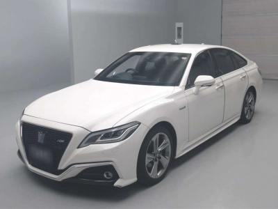 TOYOTA CROWN HYBRID