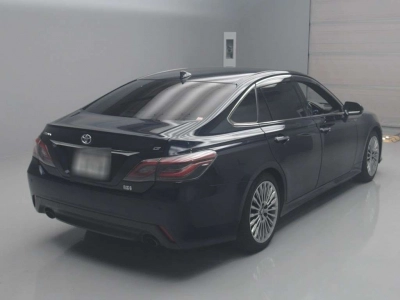 TOYOTA CROWN HYBRID