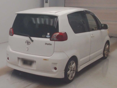 TOYOTA PORTE