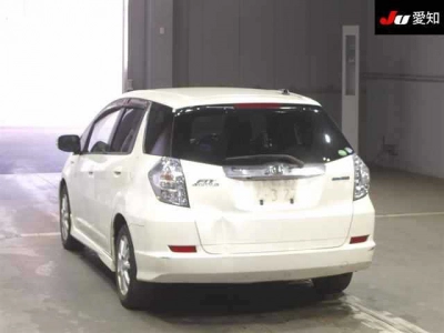 HONDA FIT SHUTTLE