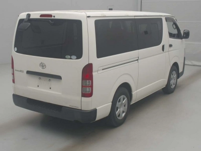 TOYOTA REGIUS VAN