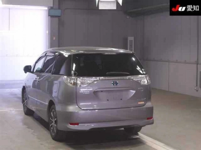 TOYOTA ESTIMA HYBRID