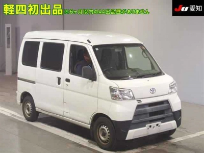 TOYOTA PIXIS VAN