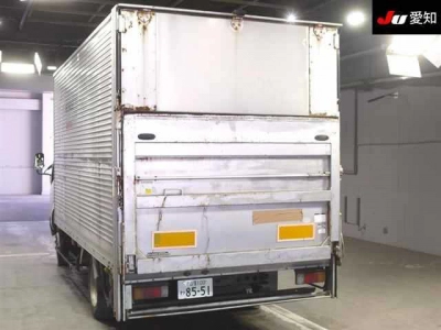 TOYOTA DYNA TRUCK