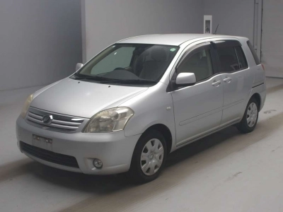 TOYOTA RAUM