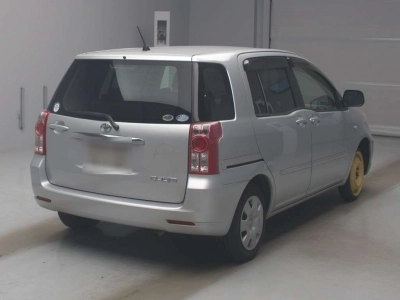 TOYOTA RAUM