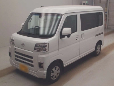 TOYOTA PIXIS VAN