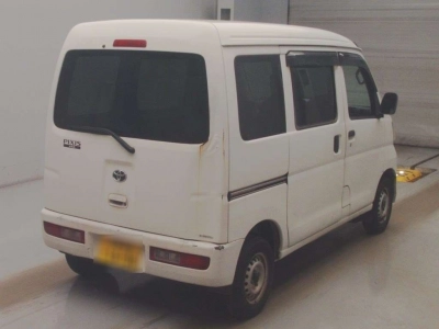 TOYOTA PIXIS VAN