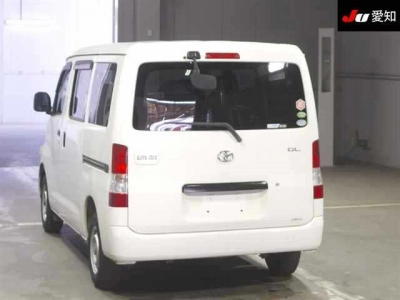 TOYOTA LITE ACE VAN