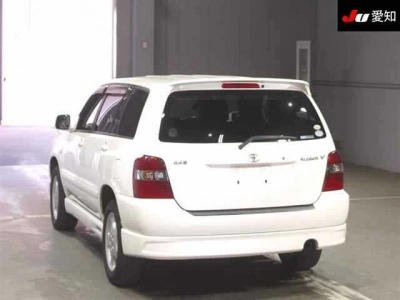 TOYOTA KLUGER