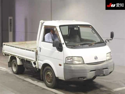 NISSAN VANETTE TRUCK