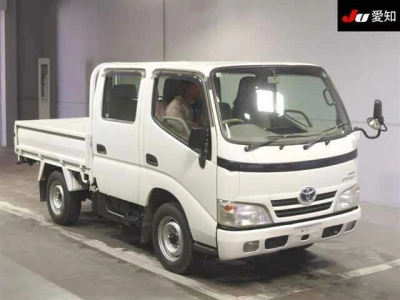 TOYOTA DYNA TRUCK