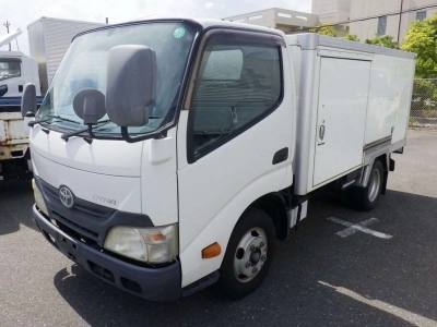 TOYOTA DYNA TRUCK