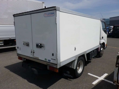 TOYOTA DYNA TRUCK