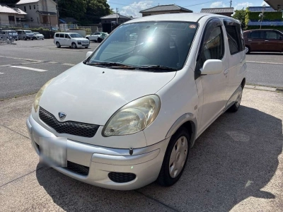 TOYOTA FUN CARGO