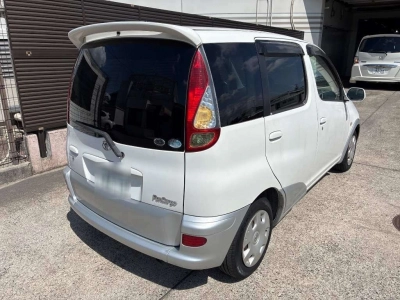 TOYOTA FUN CARGO