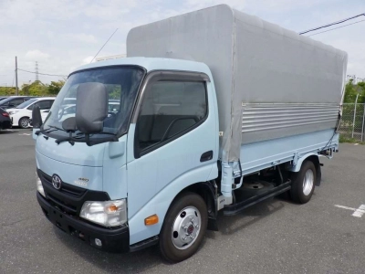 TOYOTA DYNA TRUCK