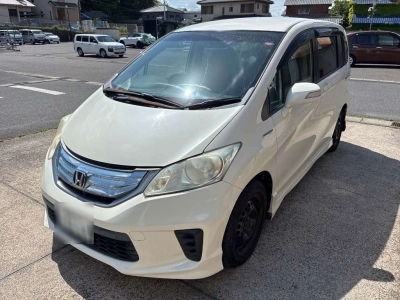 HONDA FREED HYBRID