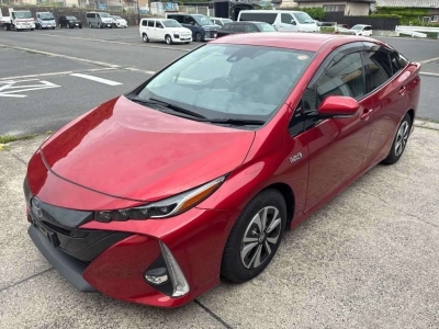 TOYOTA PRIUS PHV