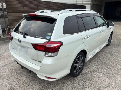 TOYOTA COROLLA FIELDER