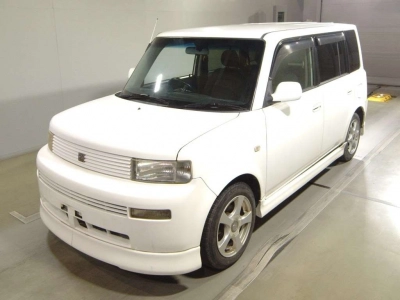 TOYOTA BB