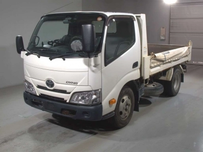 TOYOTA DYNA TRUCK