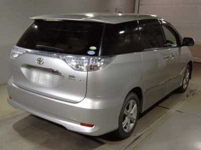 TOYOTA ESTIMA HYBRID