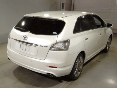 TOYOTA MARK X ZIO