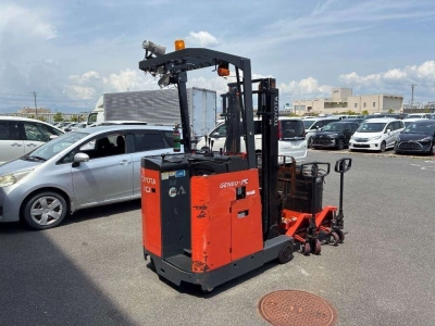 TOYOTA  FORKLIFT 