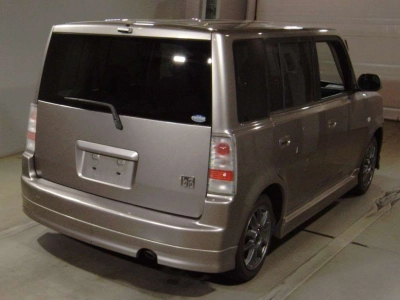 TOYOTA BB