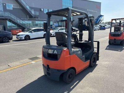 TOYOTA  FORKLIFT 
