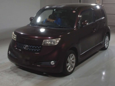 TOYOTA BB