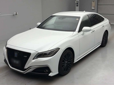 TOYOTA CROWN HYBRID