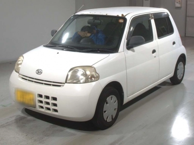 DAIHATSU ESSE