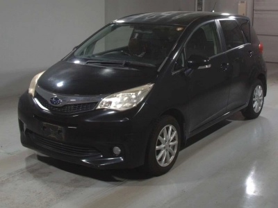 SUBARU TREZIA