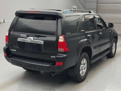 TOYOTA HILUX SURF