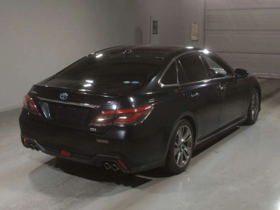 TOYOTA CROWN HYBRID