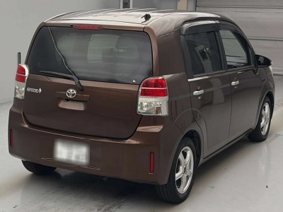 TOYOTA SPADE