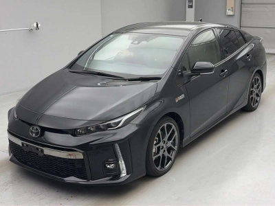 TOYOTA PRIUS PHV