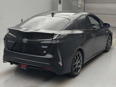 TOYOTA PRIUS PHV