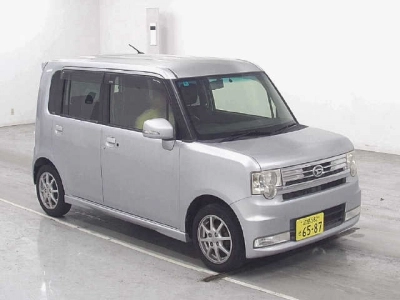 DAIHATSU MOVE CONTE