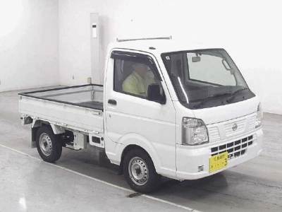 NISSAN NT100 CLIPPER