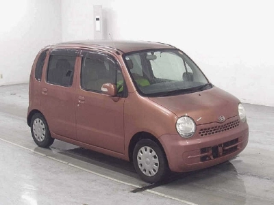 DAIHATSU MOVE LATTE
