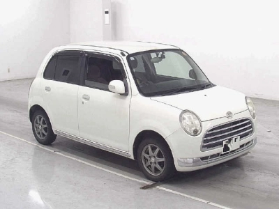 DAIHATSU MIRA GINO