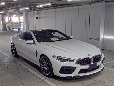 BMW M8