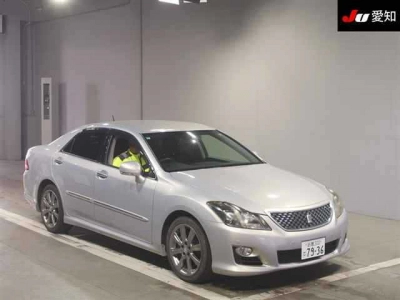 TOYOTA CROWN ATHLETE