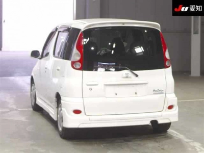 TOYOTA FUN CARGO
