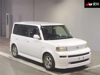 TOYOTA BB